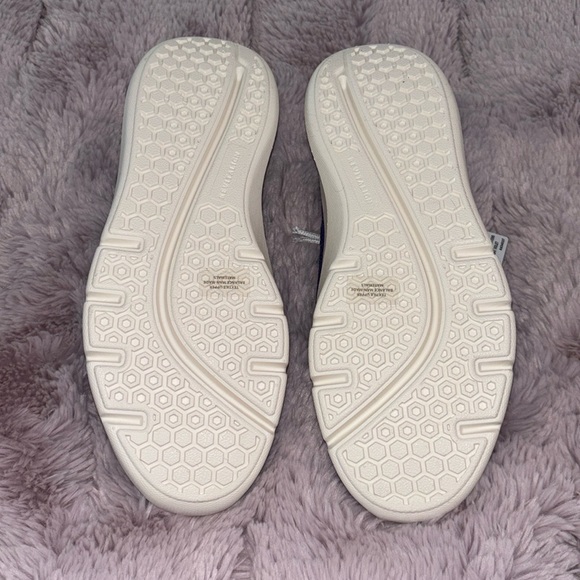 Revitalign Orthotic Washable Slip Ons - Comfort Stretch Damask ~ Lavender/Violet - Picture 6 of 8